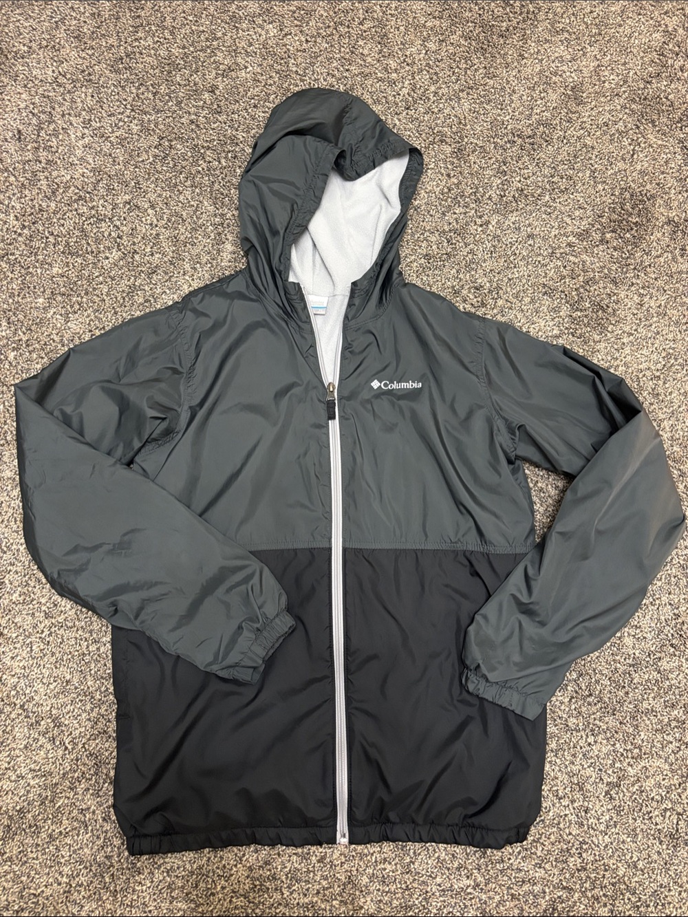 Columbia Men's Gray and Black Hooded Windbreaker Jacket